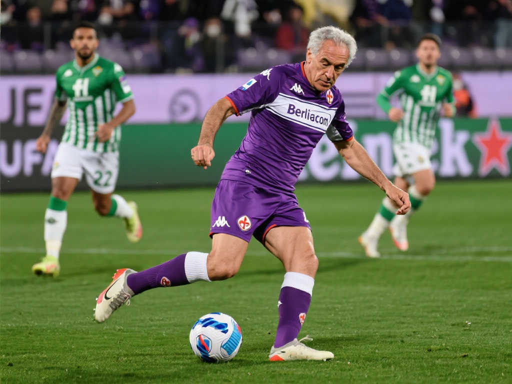 贝尔戈米：贝蒂斯占据优势，佛罗伦萨在2-2时失球应表现更佳